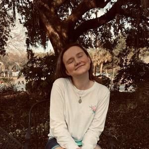 Meet your Posher, Abby